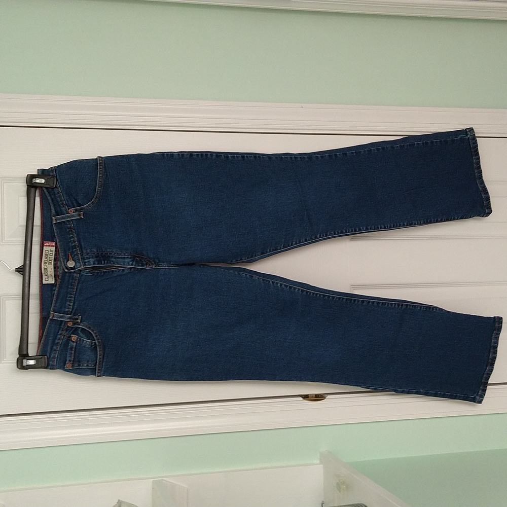 Jeans by Levi - Classic Relaxed Boot Cut, Size 14 Medium